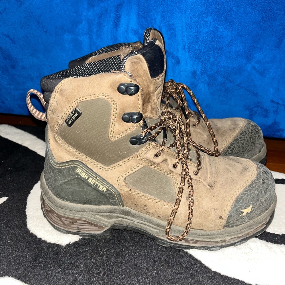 Irish Setter Size 7 Women’s Steel Toed Ankle Boots